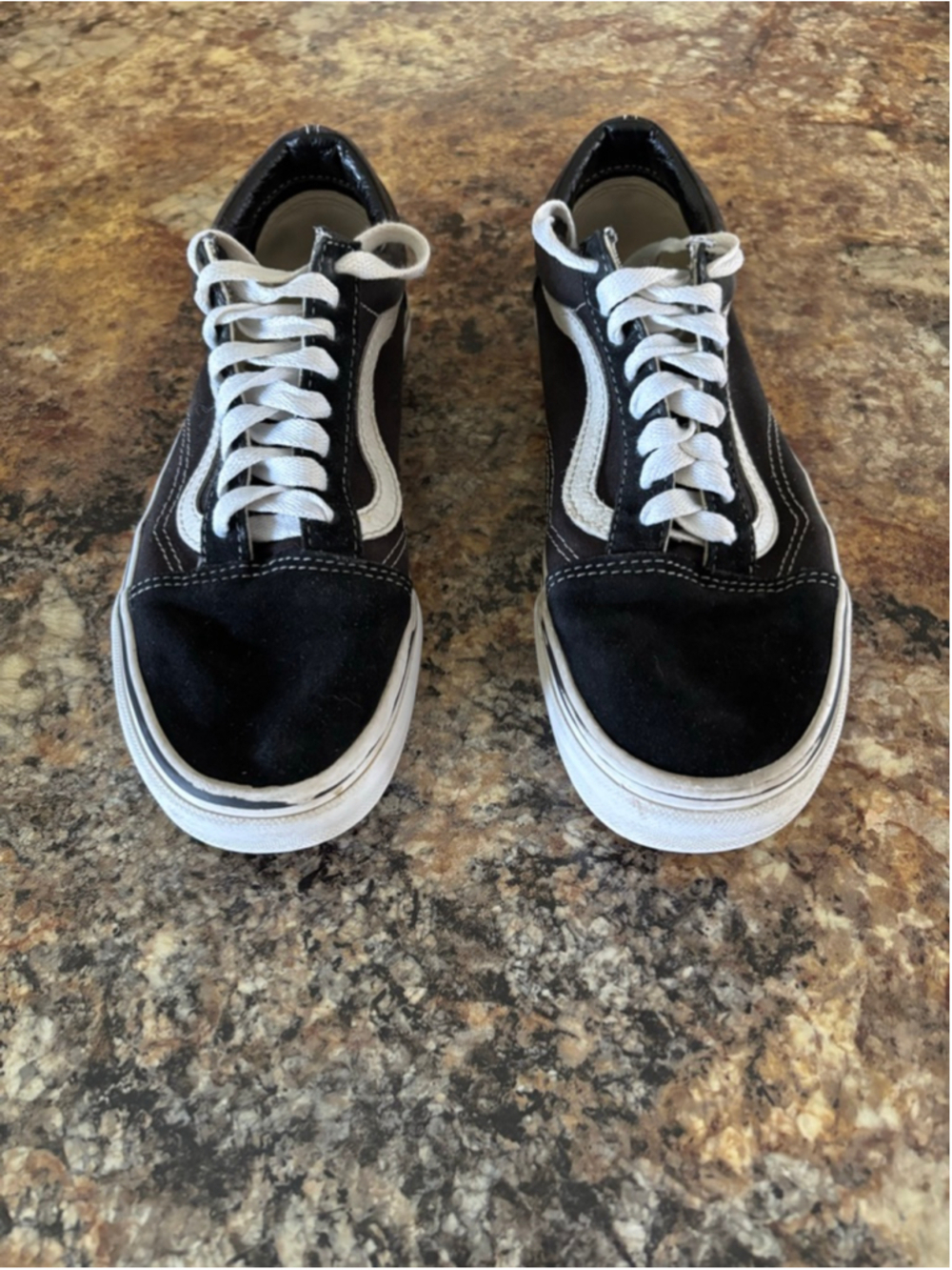 Vans Old Skool Black White Men’s 6.5 Women’s 8 Classic Skate Shoes